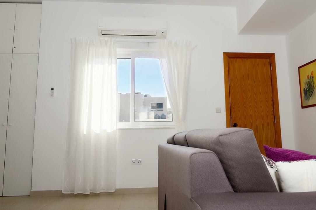 13 Village Apartments Mellieħa Extérieur photo